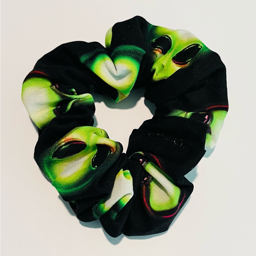 Alien print Scrunchie